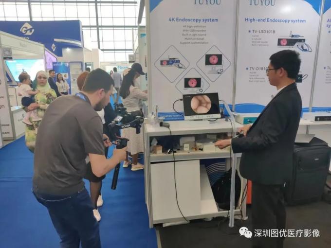 풀 HD 내시경 의료 카메라 100W 광원 11